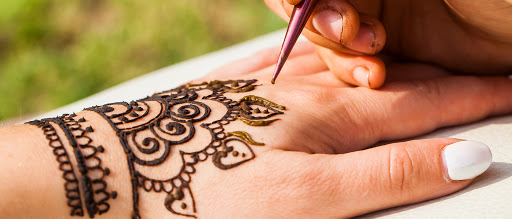 famous mehndi artist bangalore